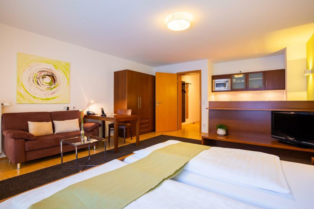 Acantus Hotel Weisendorf Exterior photo
